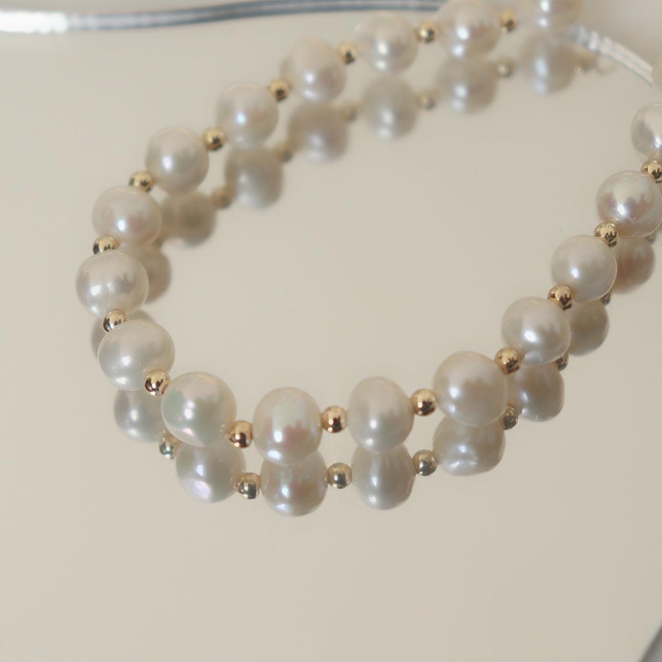 Exquisite Handmade Freshwater Pearl Beaded Bracelet - A Touch of Elegance for Every Occasion