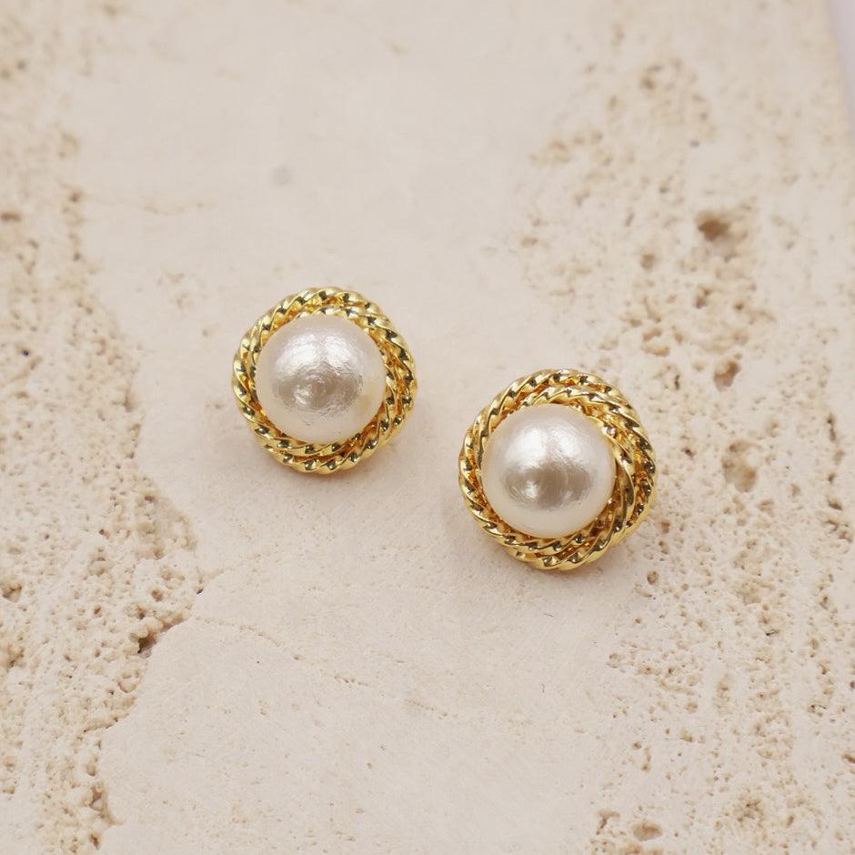 Exquisite Handmade Freshwater Pearl earrings- A Touch of Elegance for Every Occasion.
