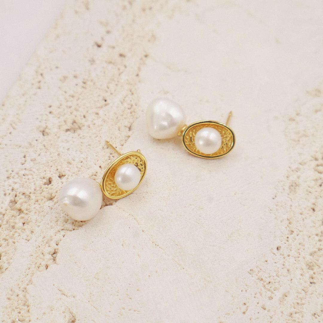 Exquisite Handmade Freshwater Pearl earrings- A Touch of Elegance for Every Occasion.