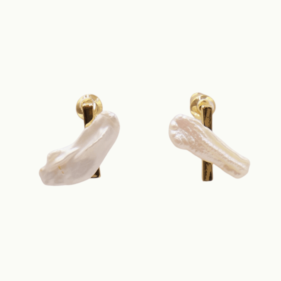 Exquisite Handmade Freshwater Pearl earrings- A Touch of Elegance for Every Occasion.