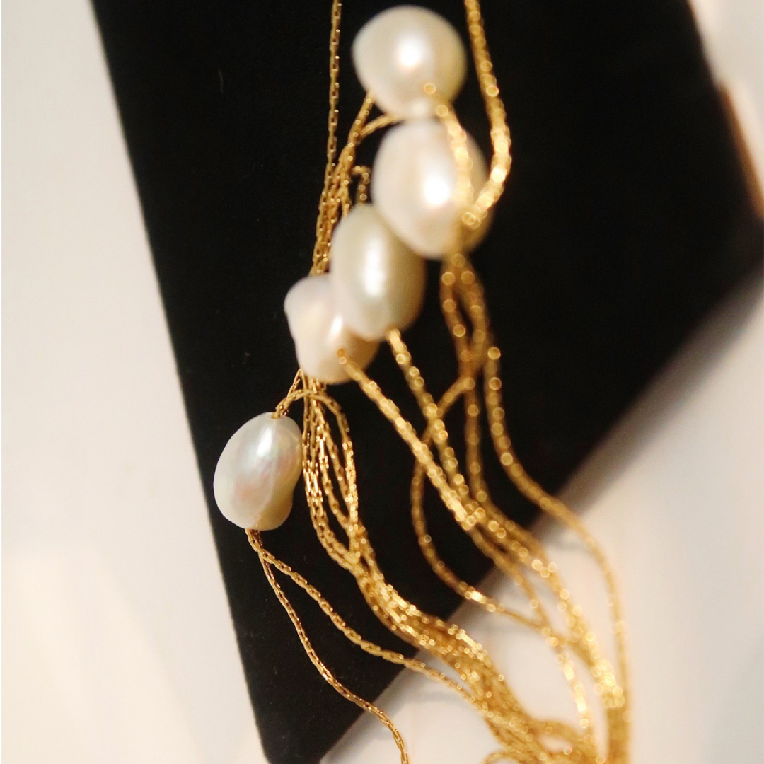 Mila Pearl necklace