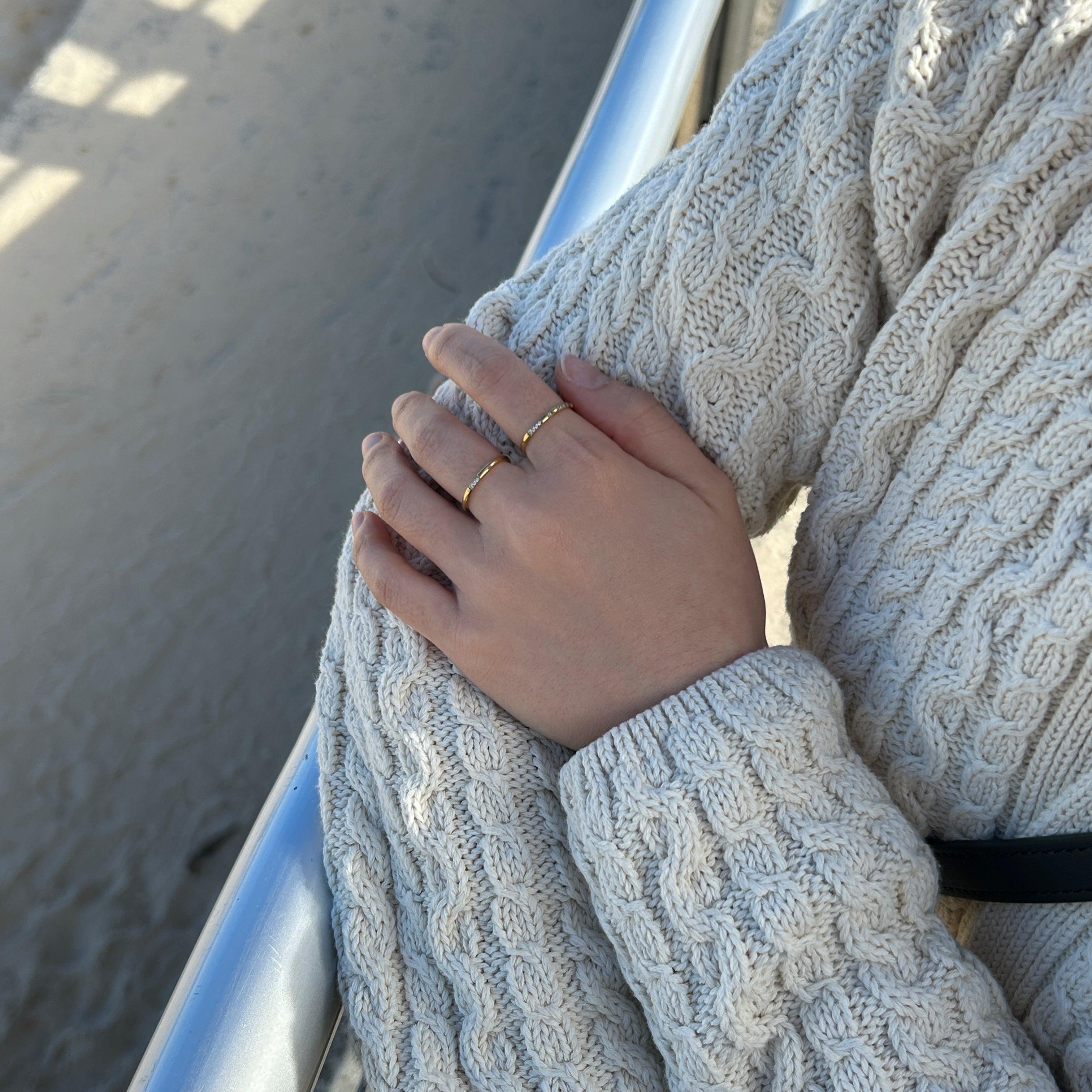 Everyday Elegance: Gold Plated Minimalist Style Ring - Elevate Your Look with Timeless Simplicity