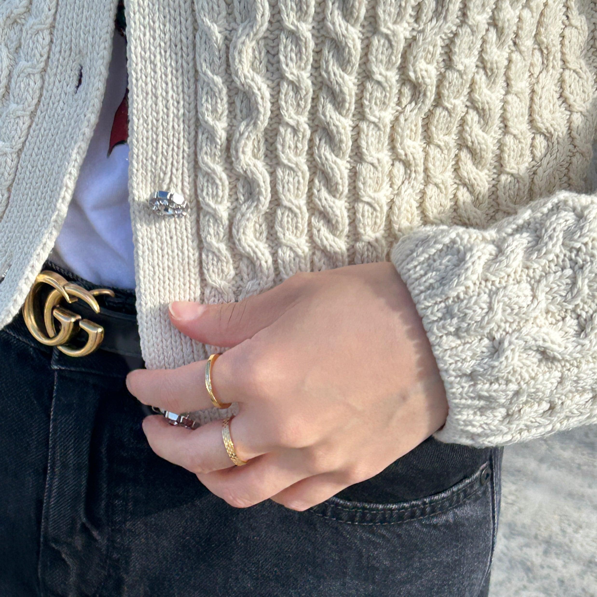 Everyday Elegance: Gold Plated Minimalist Style Ring - Elevate Your Look with Timeless Simplicity