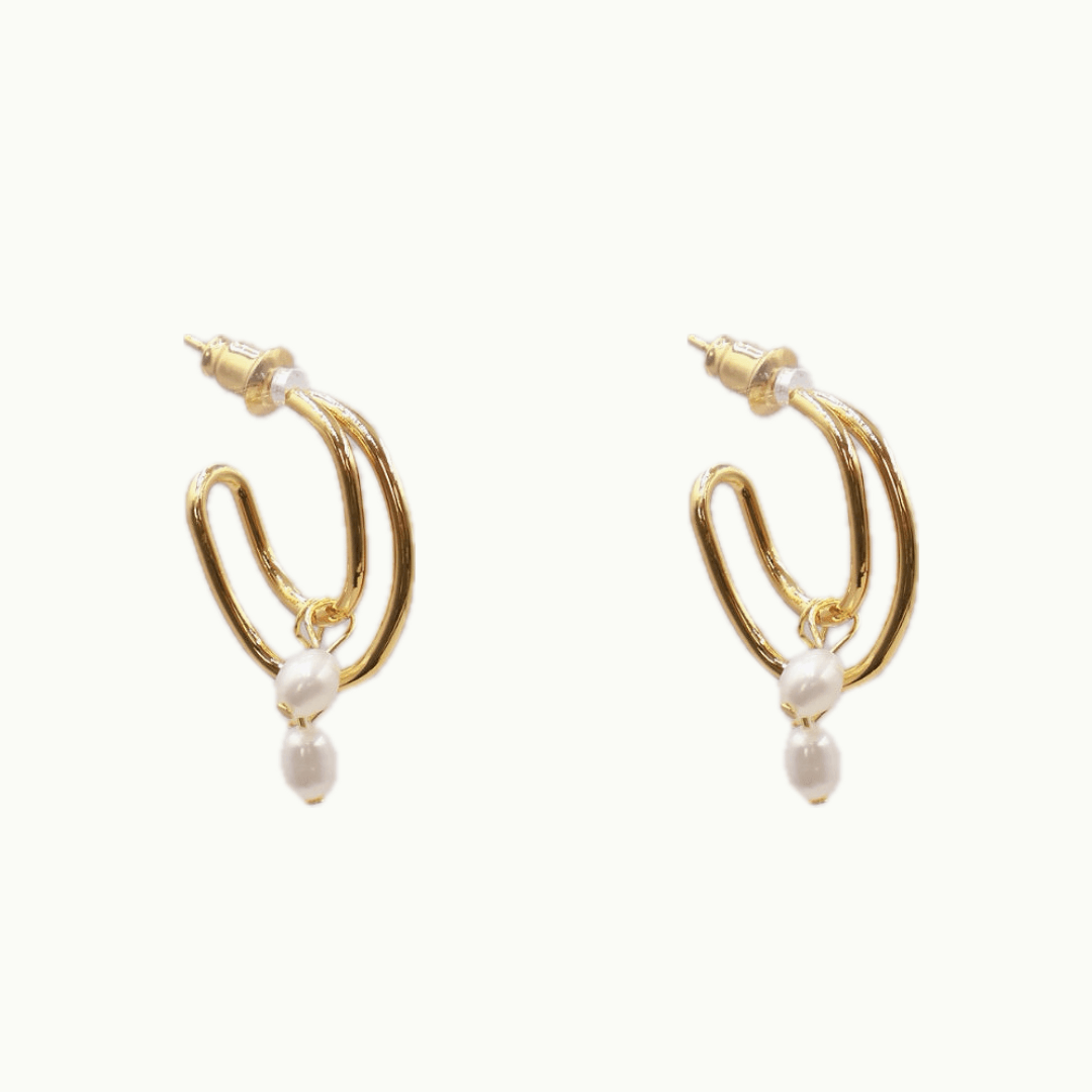 Exquisite Handmade Freshwater Pearl earrings- A Touch of Elegance for Every Occasion.